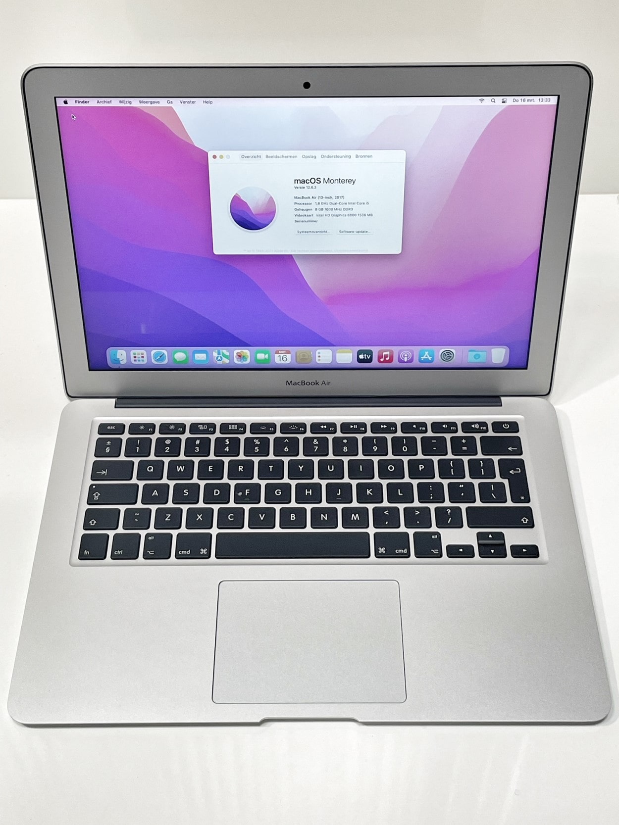 Apple MacBook Air 2017 | i5 | 8gb | 128gb SSD | 13